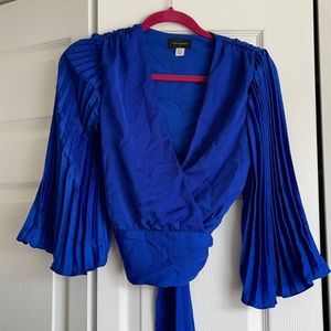 Ava and Aiden wrap top